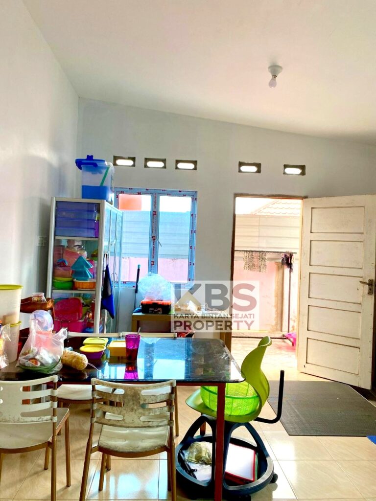 Photo 2025 02 04 19 51 41 2