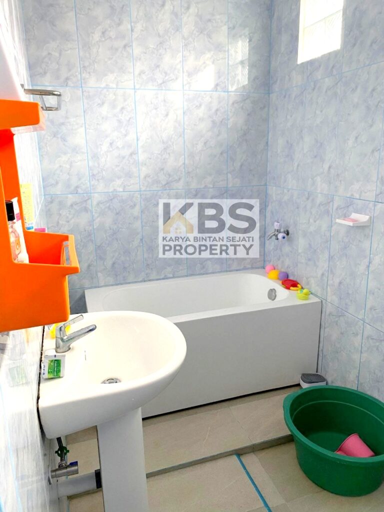 Photo 2025 02 04 19 51 42