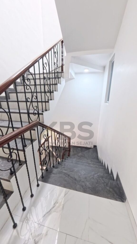 Whatsapp image 2025 09 13 at 10.37.00