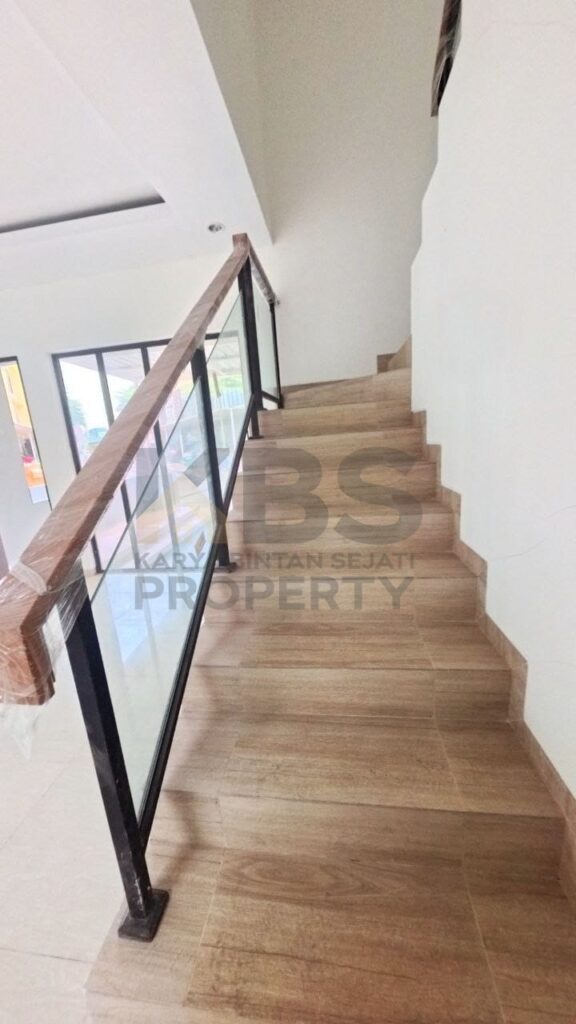 Whatsapp image 2025 10 09 at 17.02.06