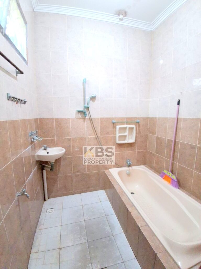 Photo 2025 09 11 11 01 52 8