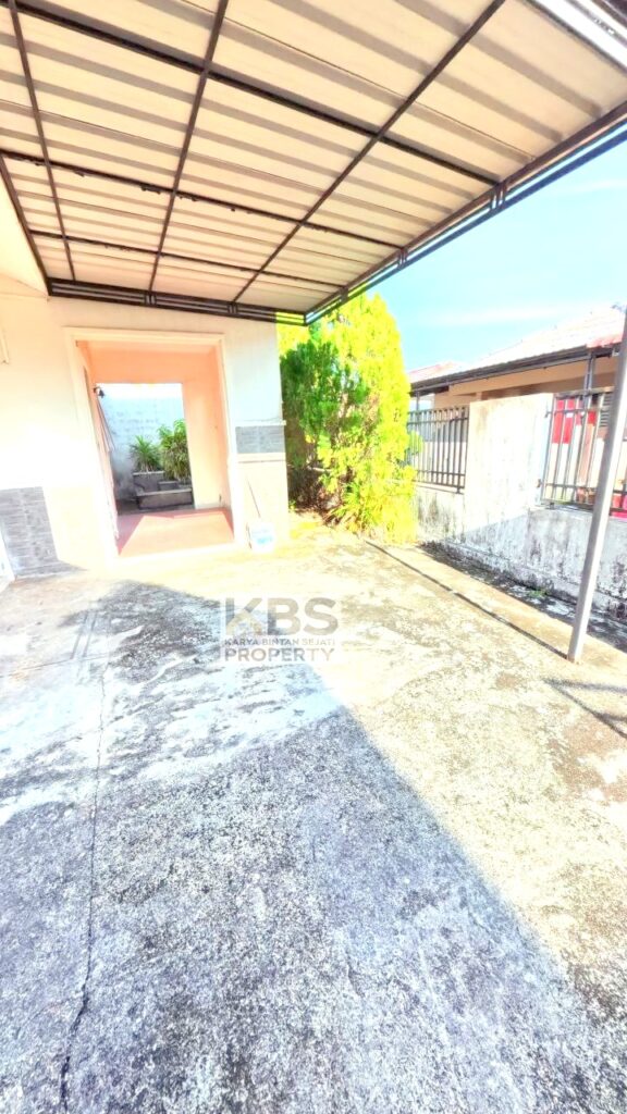 Photo 2025 09 19 11 07 36