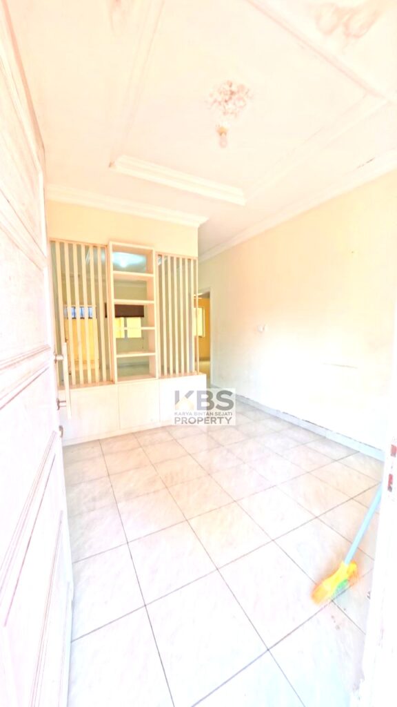 Photo 2025 09 19 11 07 37 12