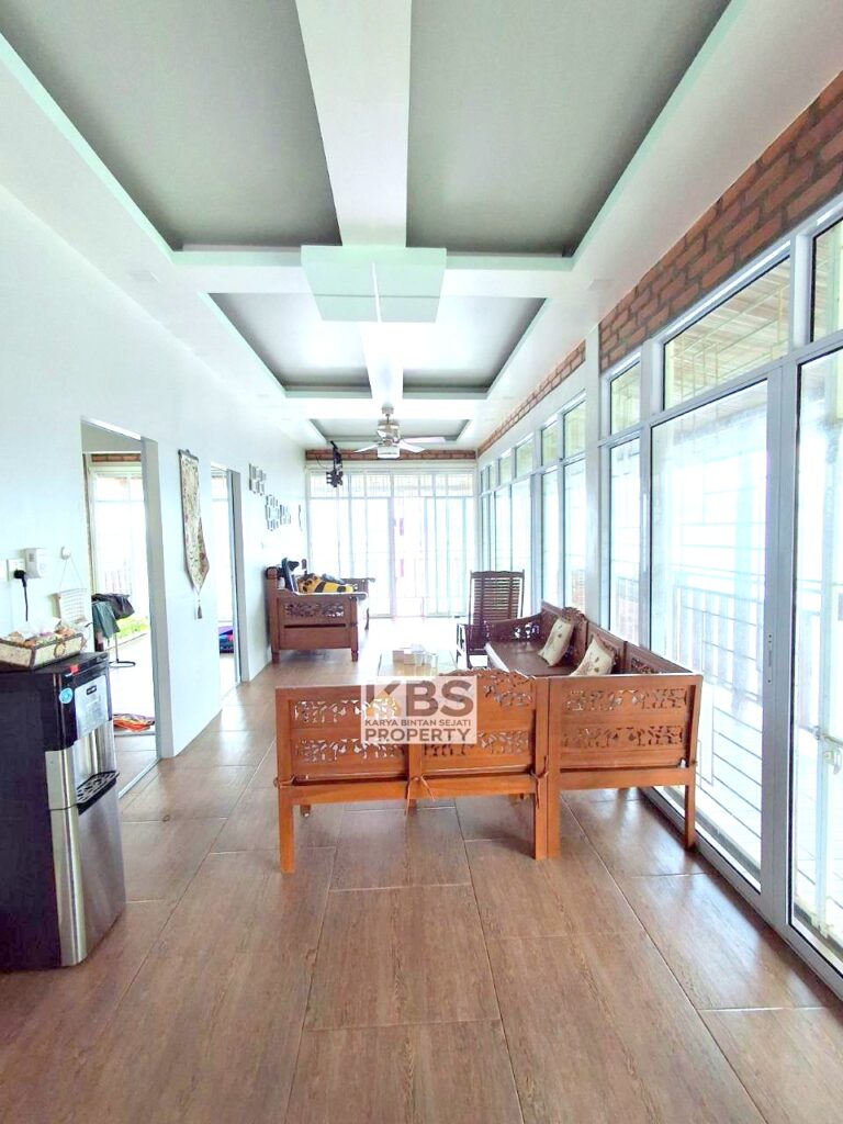 Photo 2025 10 03 17 15 06