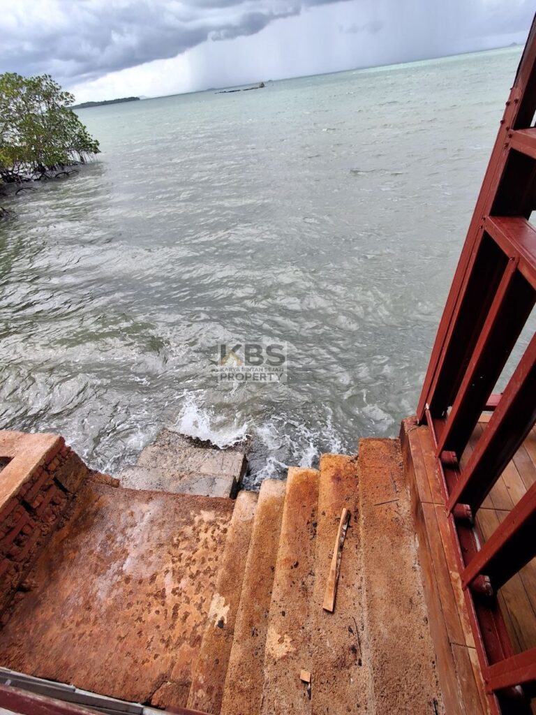 Photo 2025 10 03 17 15 13