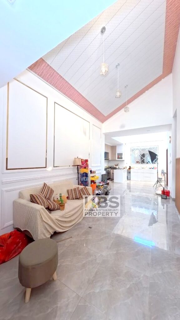 Photo 2025 10 16 17 04 17 2