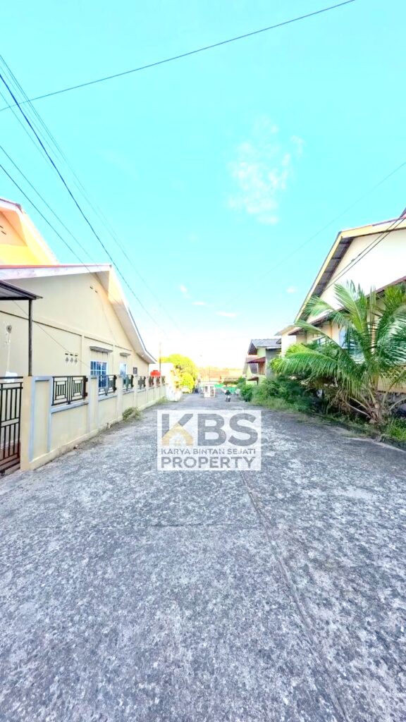 Photo 2025 10 30 17 17 17