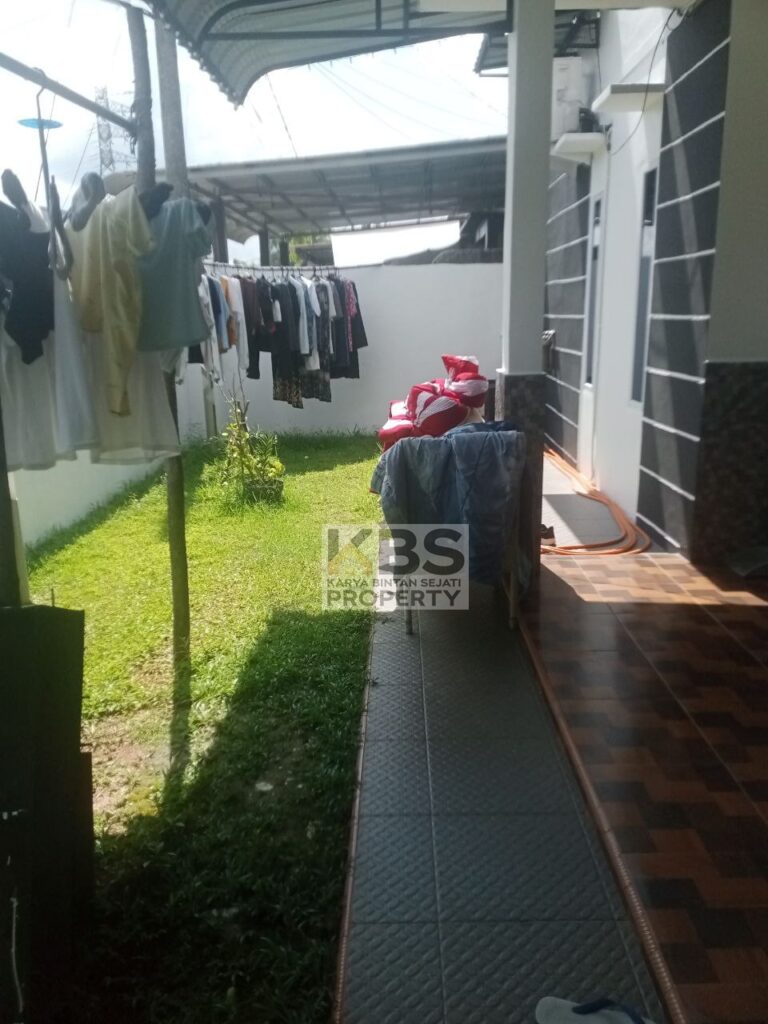 Photo 2025 04 18 11 17 18