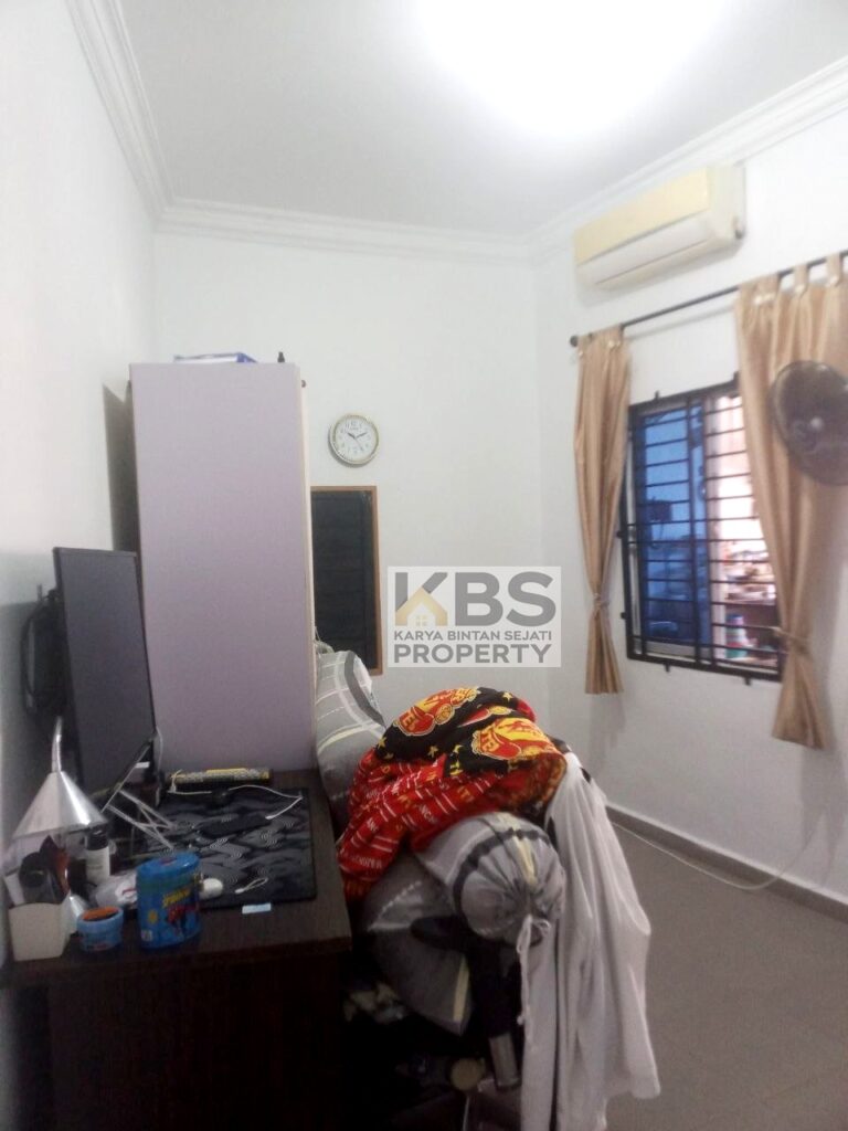 Photo 2025 04 18 11 17 22