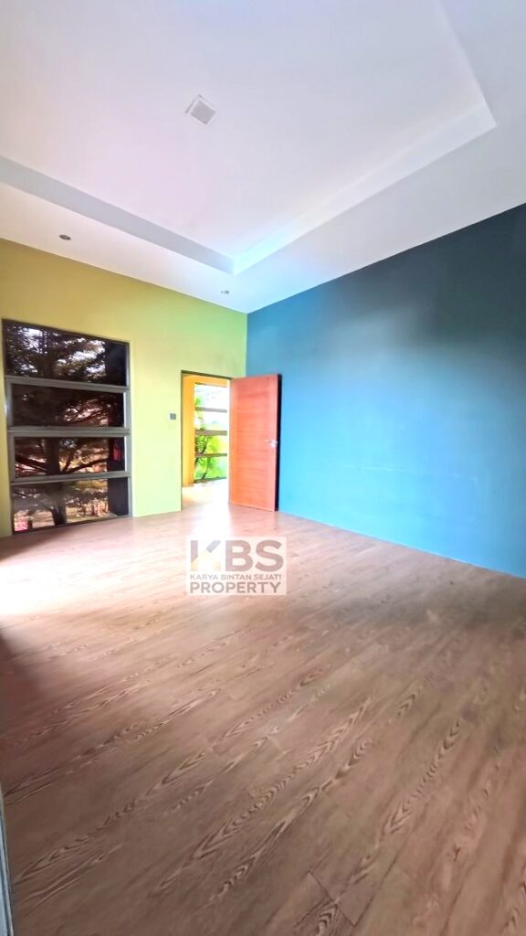 Photo 2025 09 08 16 49 43 2