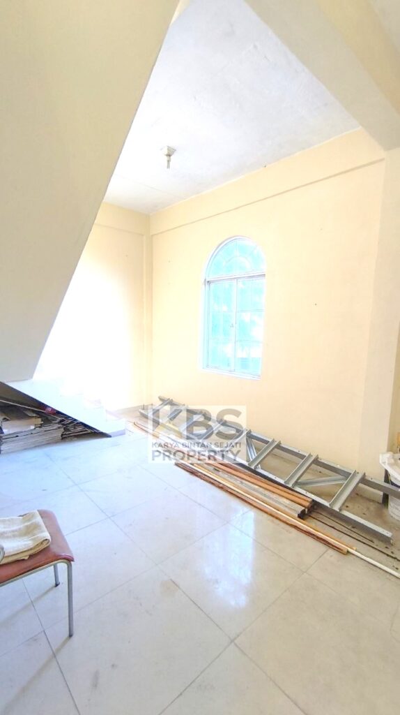 Photo 2025 11 06 13 08 13 2