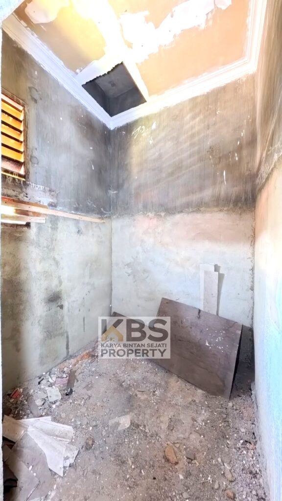 Photo 2025 11 08 11 51 31