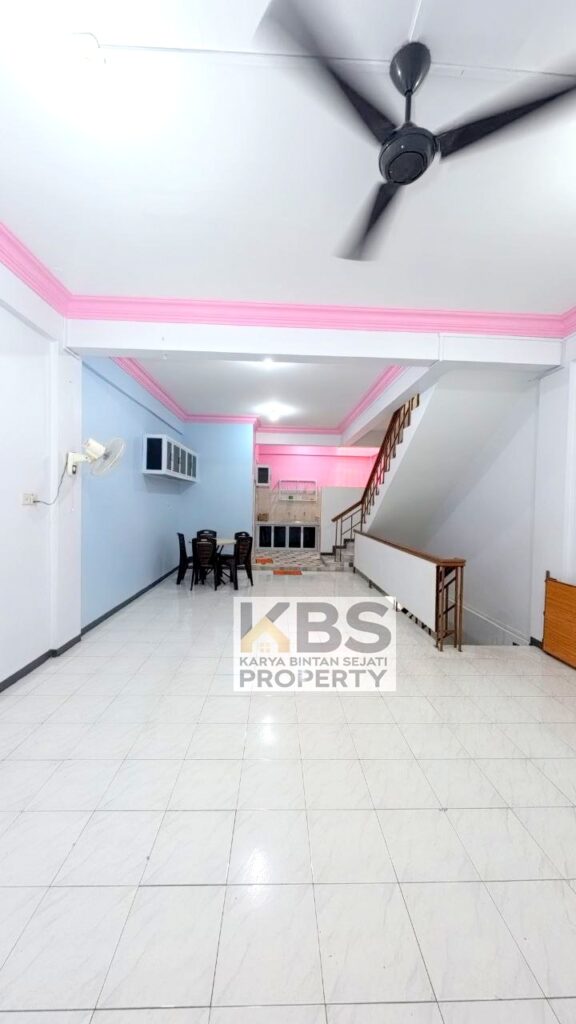 Photo 2025 11 24 16 01 49 12