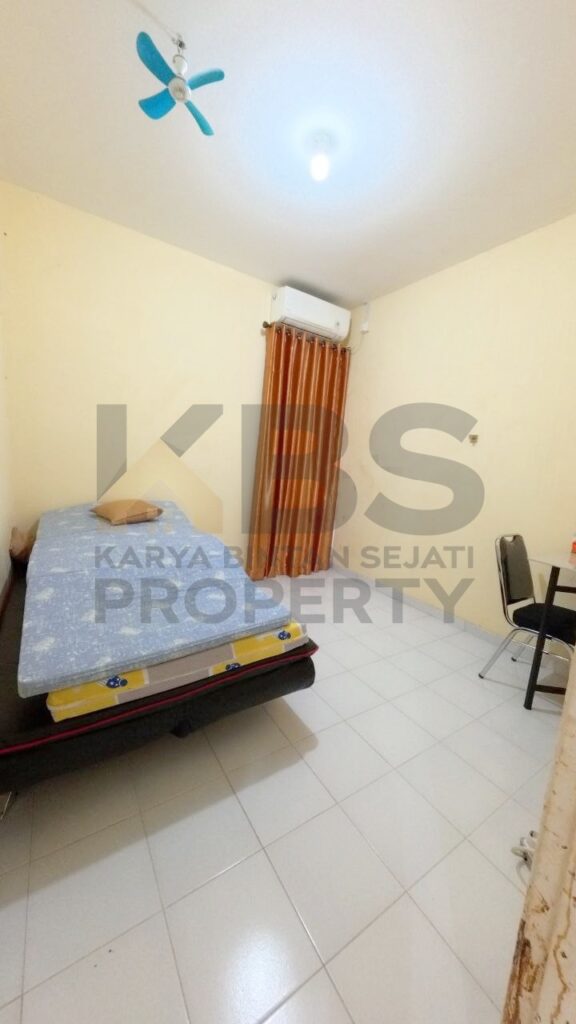 Photo 6057508672285379927 y