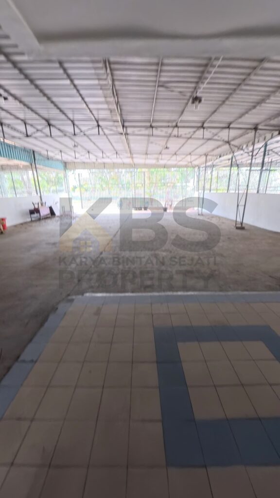 Photo 6075514382076022166 w