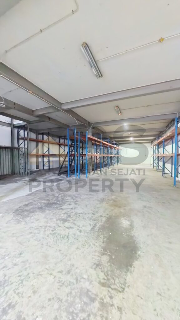 Photo 6075514382076022177 w