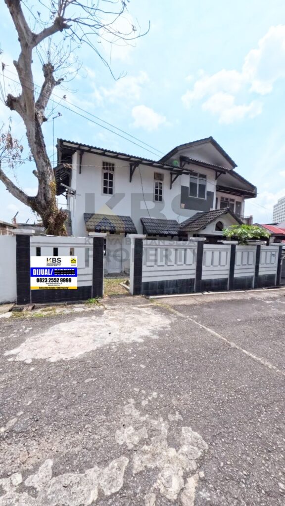 Photo 6336903317161708642 y copy