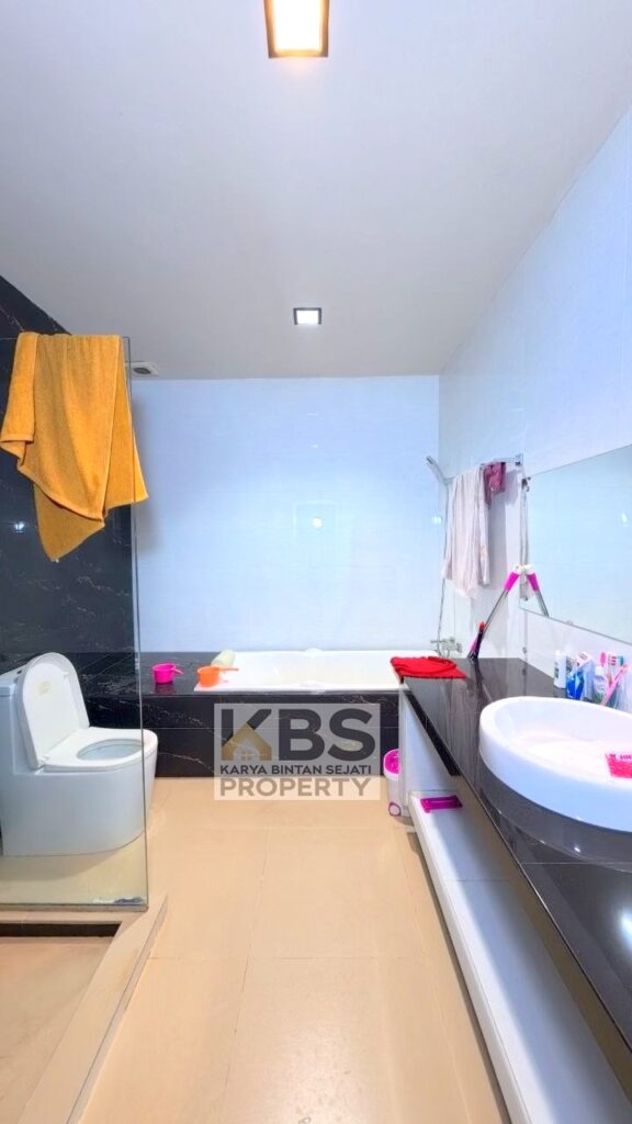 Photo 2026 03 31 12 49 03 14